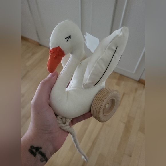 Handmade swan - Picture 2 of 5